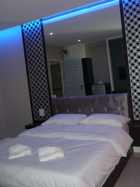 Ben Residence Bangkok Room photo